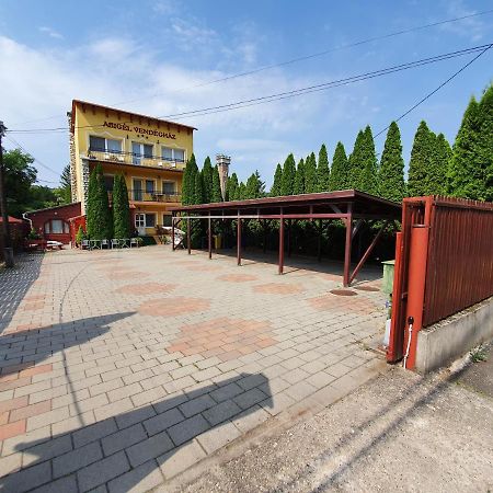 Abigel Vendeghaz Hotel Miskolc Ngoại thất bức ảnh
