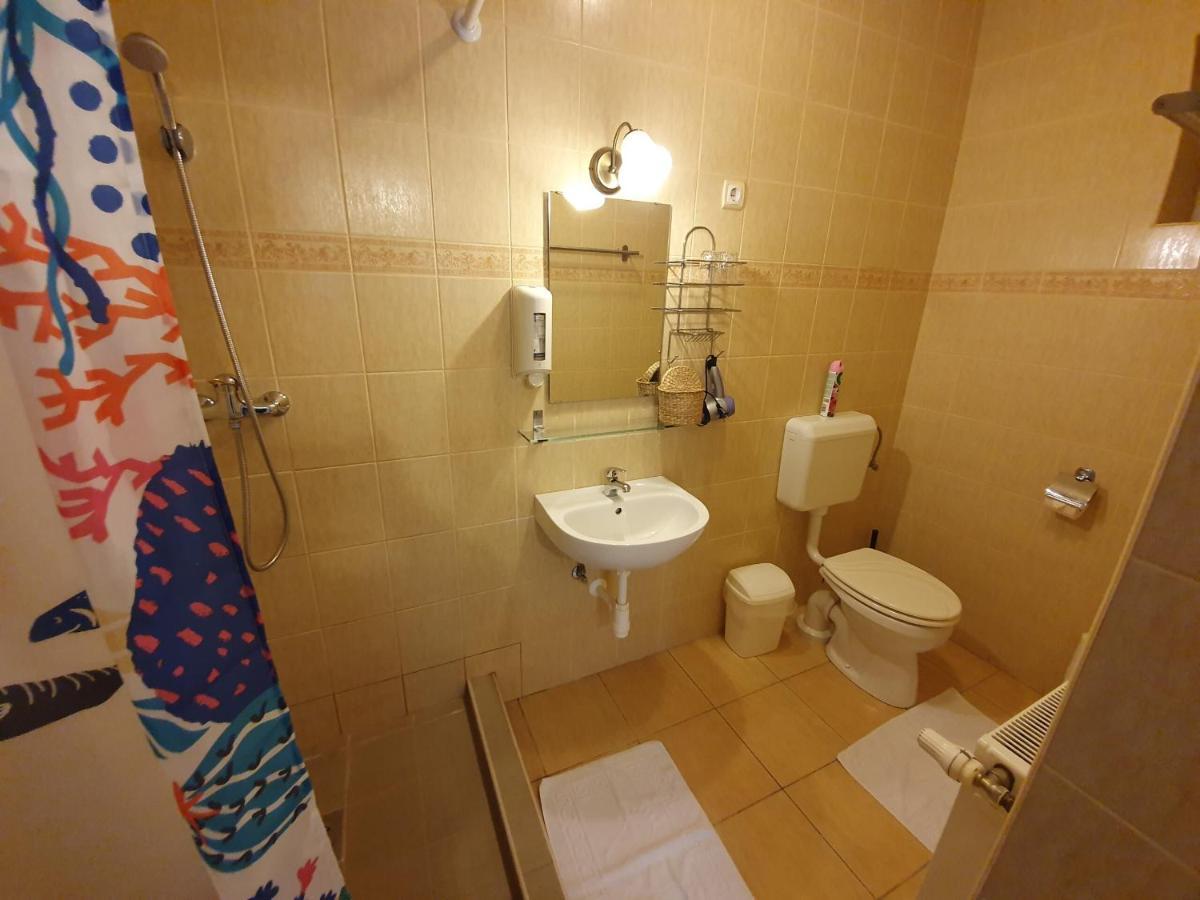 Abigel Vendeghaz Hotel Miskolc Ngoại thất bức ảnh